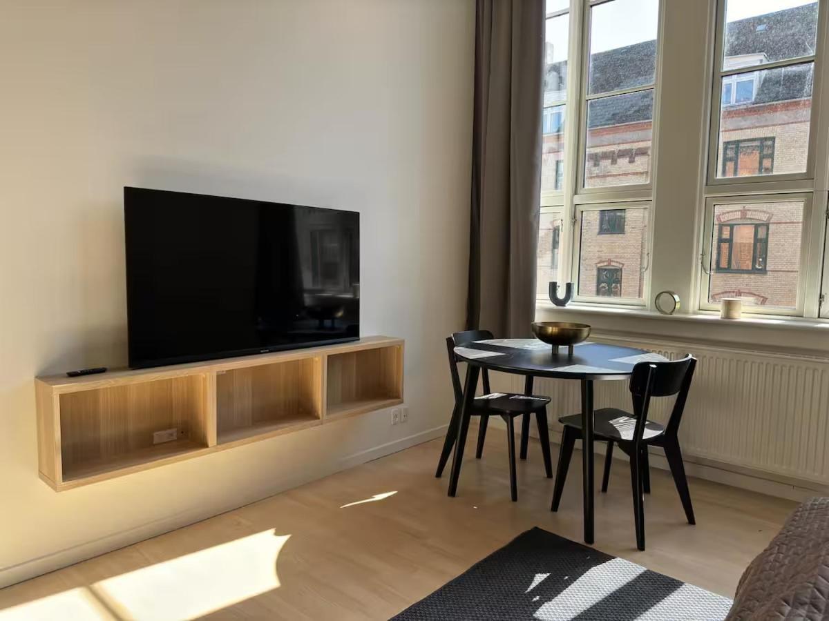 Апартаменты Perfect Couples Retreat In Urban Area Копенгаген Экстерьер фото